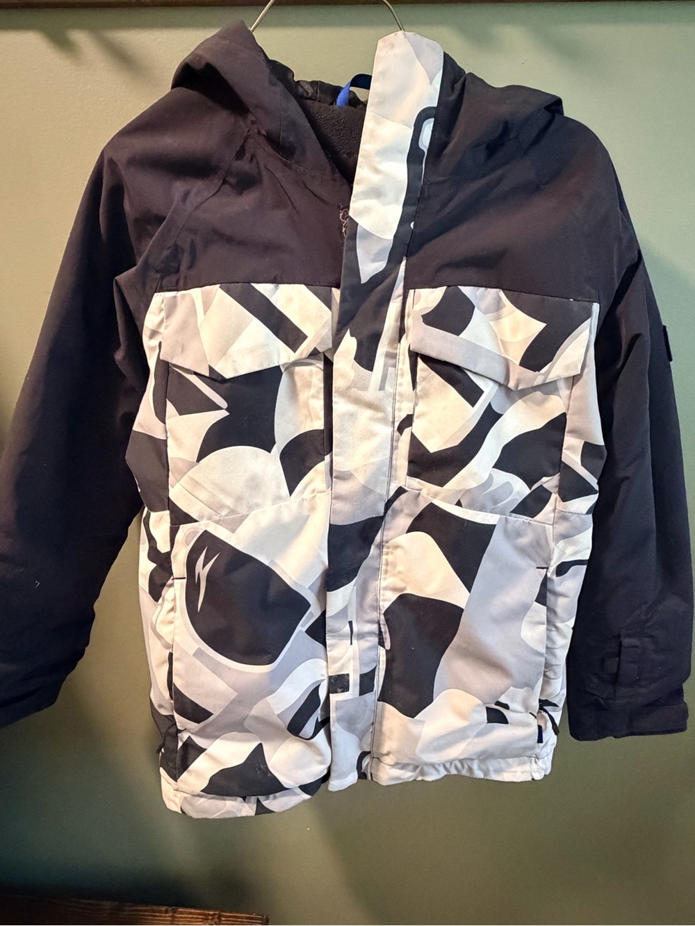 Kids Black and White Patterned Burton Ski Jacket size M